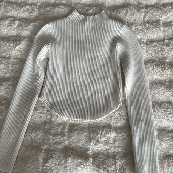 Women’s Crop Long Sleeve Knit Top - Picture 1 of 5